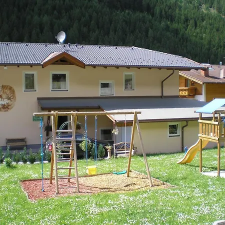 Apartamento Aparthaus Aktiv Neustift im Stubaital